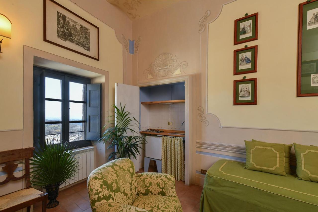 Castello Costaguti Hotel Roccalvecce ภายนอก รูปภาพ